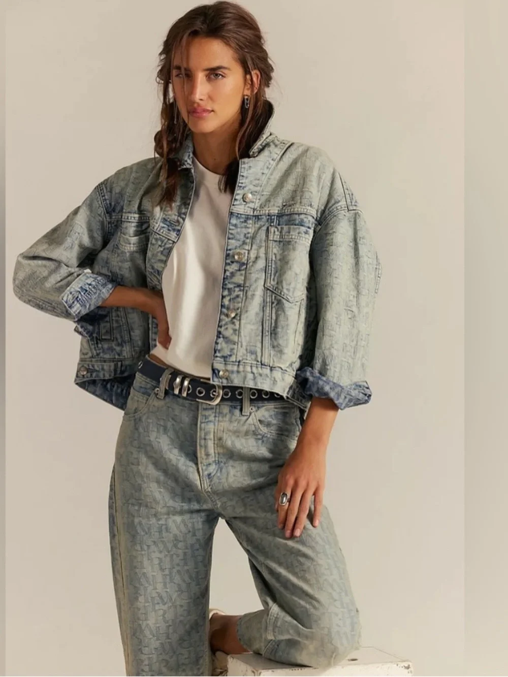 1461. FREE PEOPLE We The Free Opal Swing Jacquard Denim Jacket in Letters Wash - Picture 3 of 10